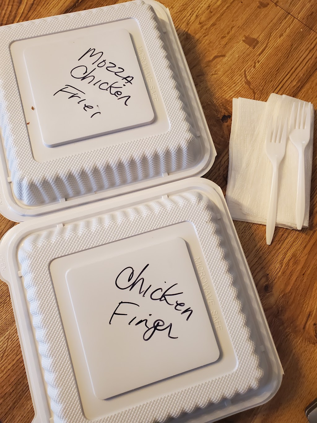 The Food Shack | 96 ON-49, Deseronto, ON K0K 1X0, Canada | Phone: (613) 417-1802