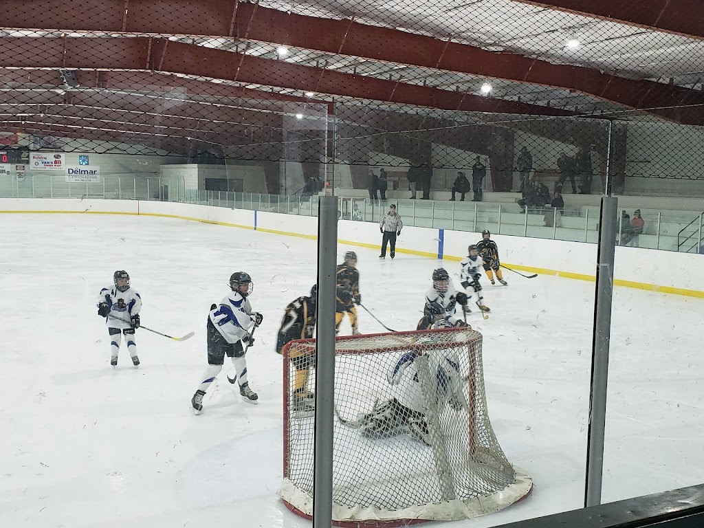 Swan Lake Arena | 6 Centennial Ave, Swan Lake, MB R0G 2S0, Canada | Phone: (204) 836-2886
