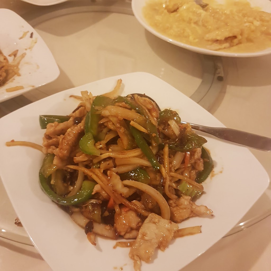 Dragon Tavern Restaurant | 971 Montreal Rd, Ottawa, ON K1K 0S6, Canada | Phone: (613) 746-7777