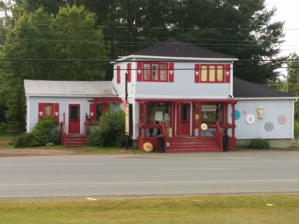 Boutique Su Nadine-red door quiltshop | 1110 Rue Principale, Neguac, NB E9G 1N9, Canada | Phone: (506) 776-5927
