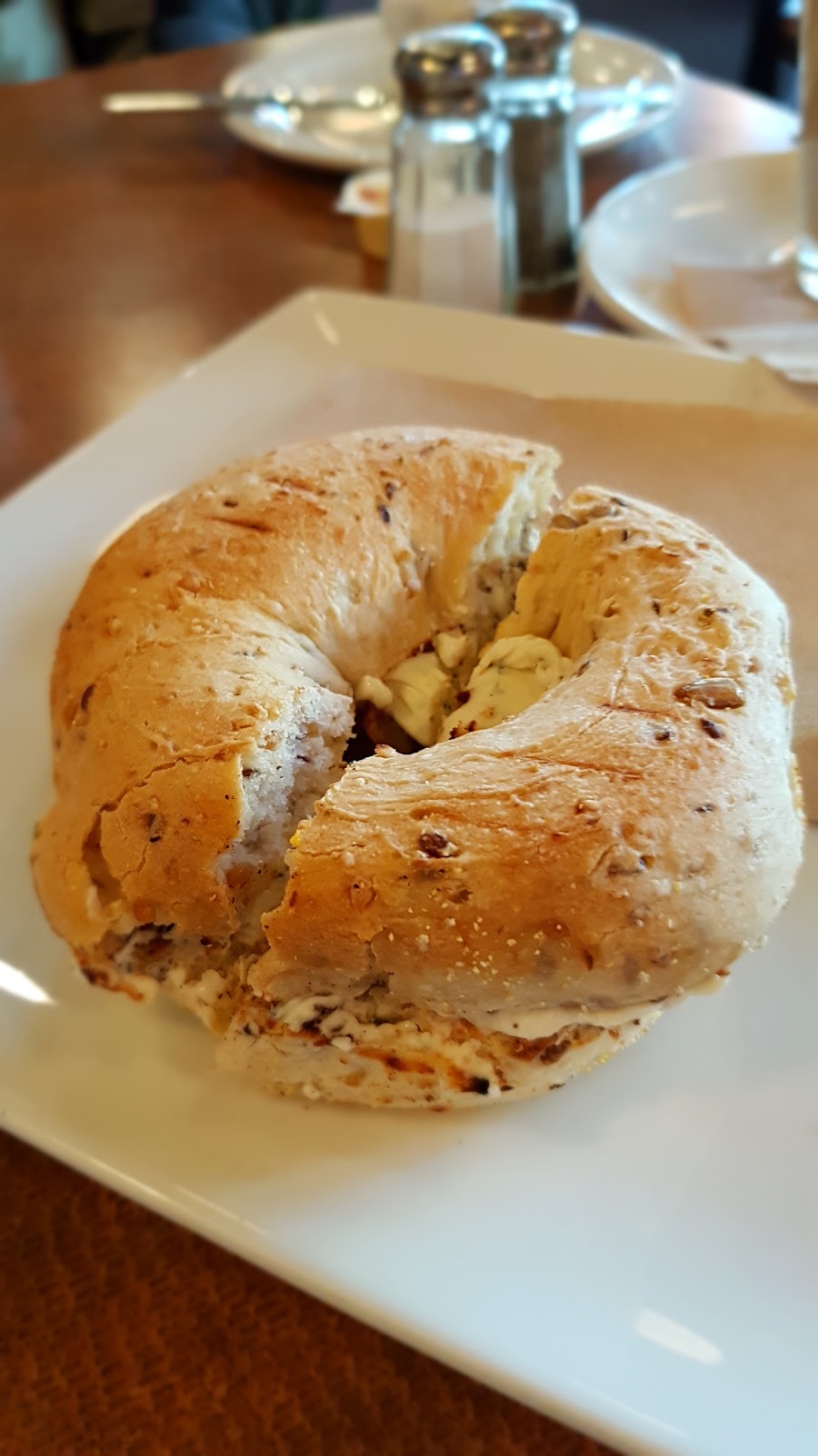 Coffee Lodge Petrolia | 4119 Petrolia Line, Petrolia, ON N0N 1R0, Canada | Phone: (519) 882-0633