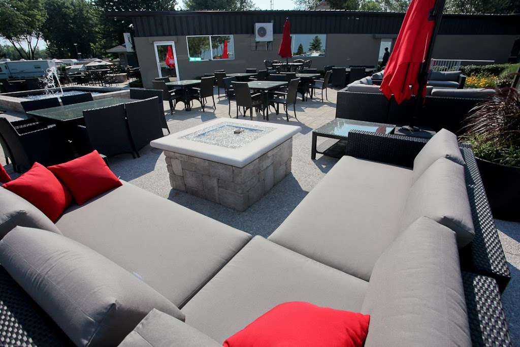 Rochester Place Parkside Grille | 981 County Rd 2, Belle River, ON N0R 1A0, Canada | Phone: (519) 728-2361