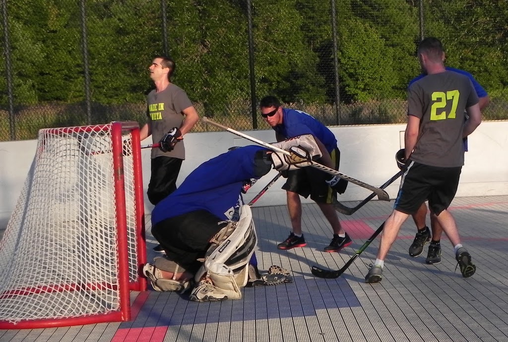 OBHL - Outdoor Ball Hockey League | 1479 Baseline Rd, Stoney Creek, ON L8E 5G4, Canada | Phone: (905) 520-7965