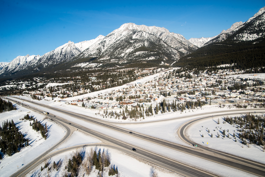 Alpine Helicopters Inc. | 91 Bow Valley Trail, Canmore, AB T1W 1N8, Canada | Phone: (403) 678-4802