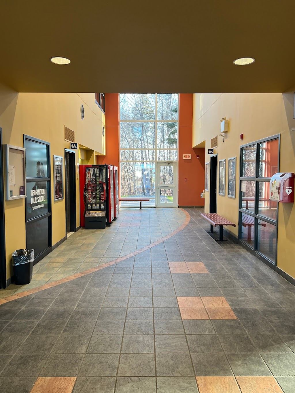 Halte de la Chaudière-Appalaches | 800 A. Jean-Lesage, Saint-Nicolas, QC G7A 1E3, Canada | Phone: (418) 831-4411
