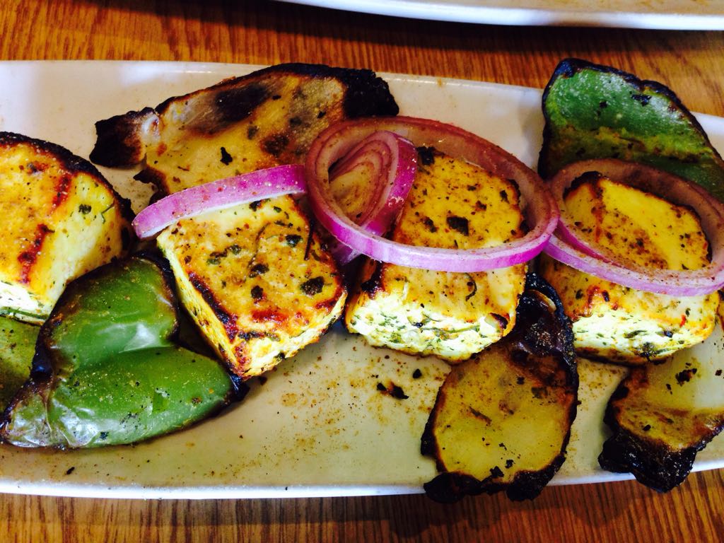 Signature Indian Cuisine | 1121 Dundas St E Unit 1A, Whitby, ON L1N 2K4, Canada | Phone: (905) 665-7392