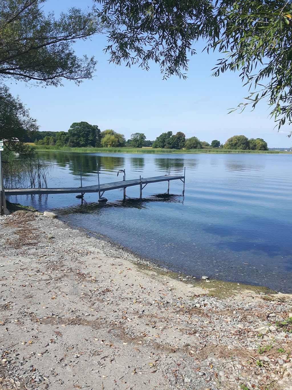 Ferry Dock Howe Island South Shore | 2991 Howe Island Dr, Gananoque, ON K7G 2V6, Canada | Phone: (613) 542-0550
