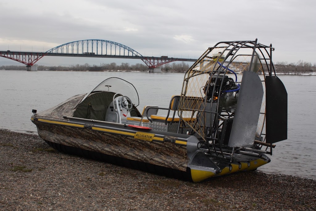 AIRBOAT - 34 Queen St W #4, Mississauga, ON L5H 1L4, Canada