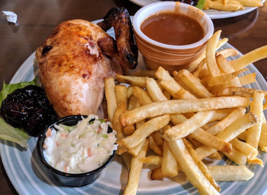 Swiss Chalet Rotisserie & Grill | 946 Corydon Ave, Winnipeg, MB R3M 0Y5, Canada | Phone: (204) 475-1309