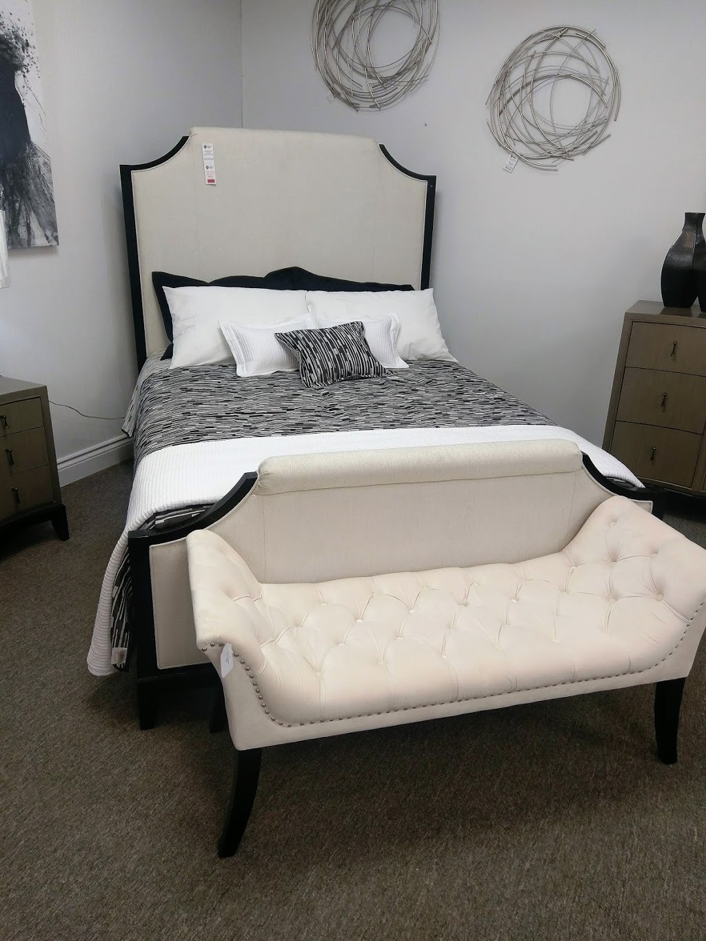 Lincoln Design House | 4548 Ontario St, Beamsville, ON L0R 1B5, Canada | Phone: (905) 563-0070