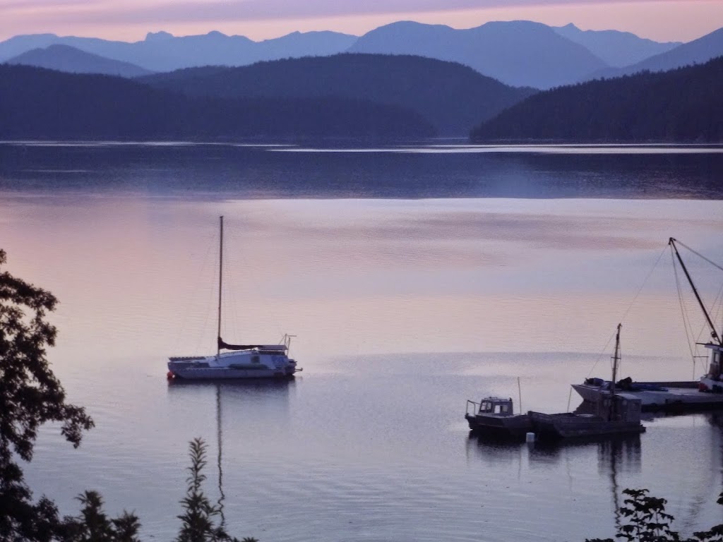 VANCOUVER ISLAND ELES ESCAPE B&B by the SEA | 7461 Lantzville Rd, Lantzville, BC V0R 2H0, Canada | Phone: (250) 933-4837