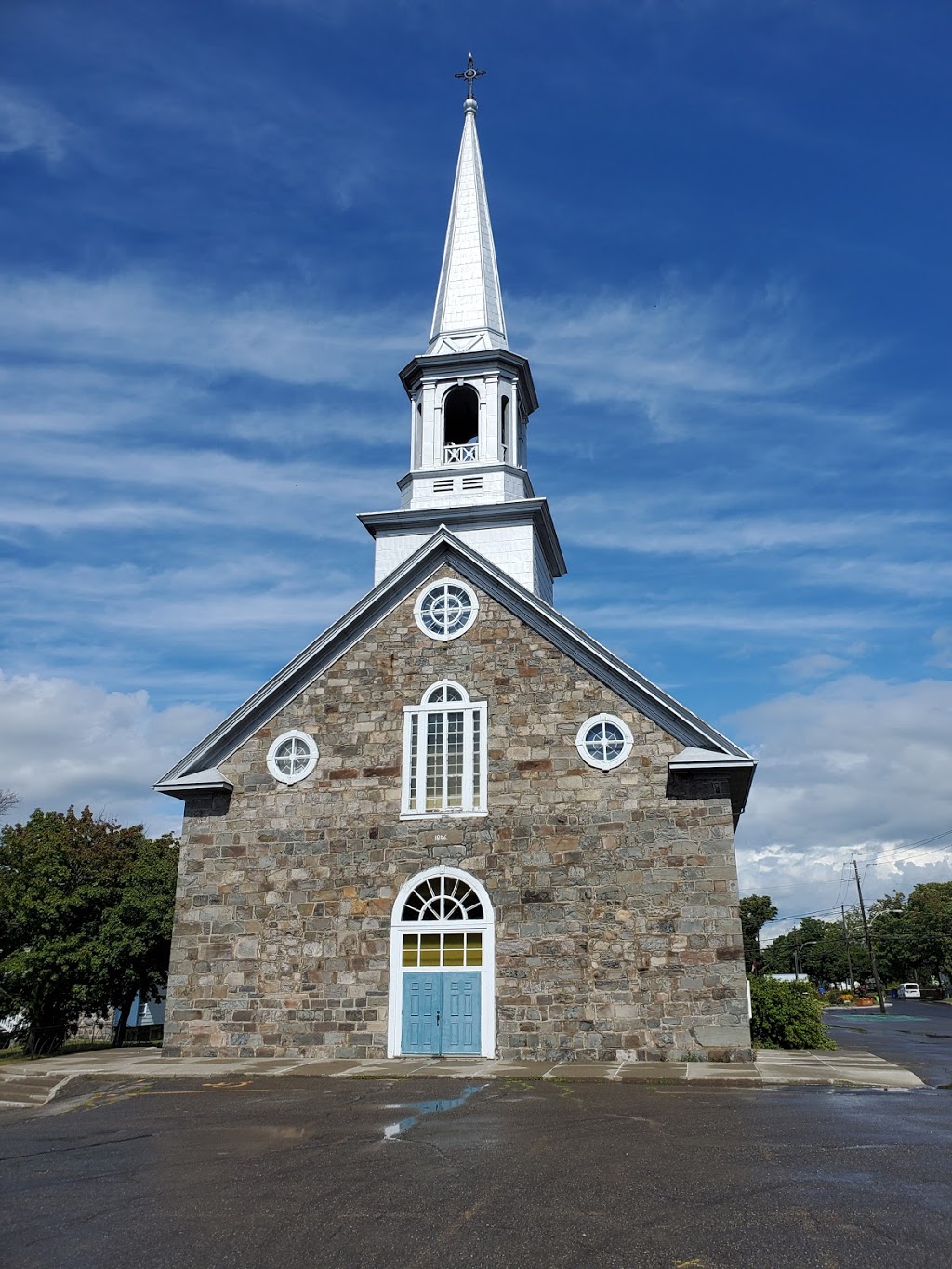 Église Saint-Aubert | 43 Rue Principale O, Saint-Aubert, QC G0R 2R0, Canada | Phone: (418) 598-6348