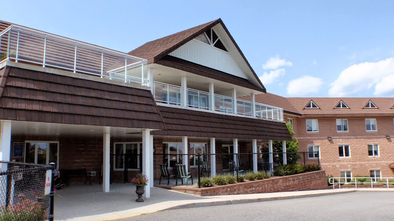 Muskoka Landing | 65 Rogers Cove Dr, Huntsville, ON P1H 2L9, Canada | Phone: (705) 788-7713
