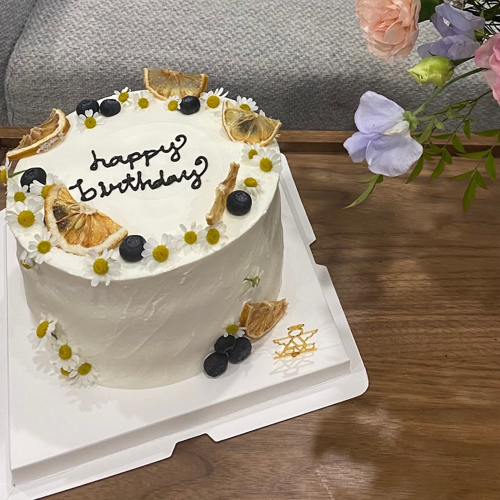 Vava Designer Cakes Richmond Hill | 330 Hwy 7 UNIT 102A, Richmond Hill, ON L4B 3P8, Canada | Phone: (416) 529-2894