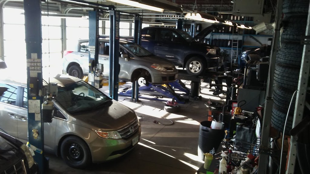 Active Green+Ross Tire & Automotive Centre | 375 Dundas St E, Mississauga, ON L5A 1X3, Canada | Phone: (905) 277-4925