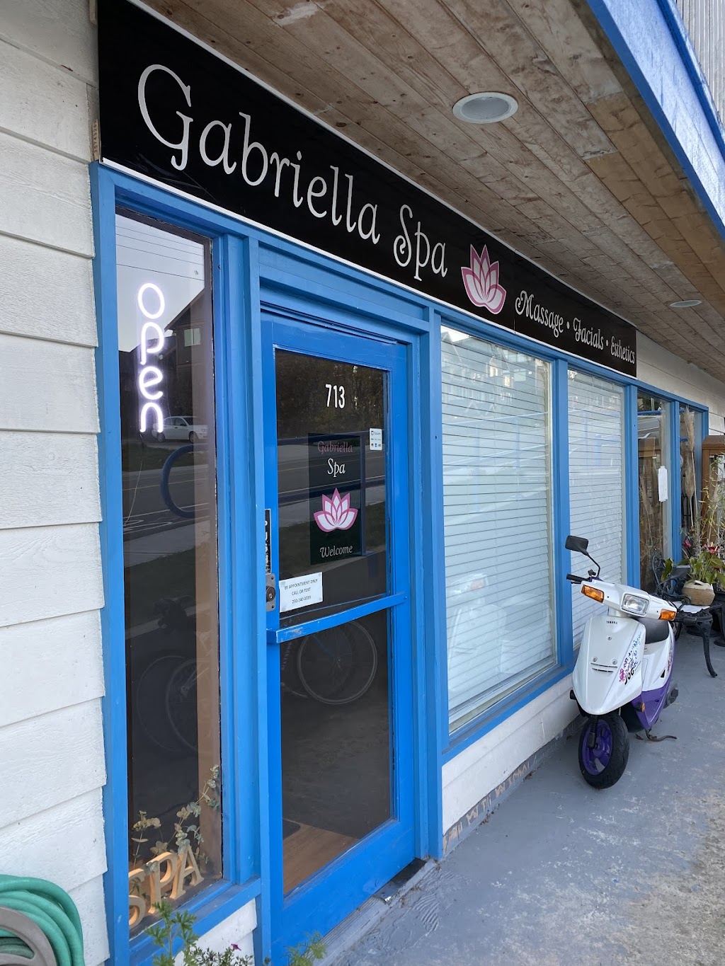 Gabriella’s Spa | 713 Gibsons Way, Gibsons, BC V0N 1V9, Canada | Phone: (250) 240-3039