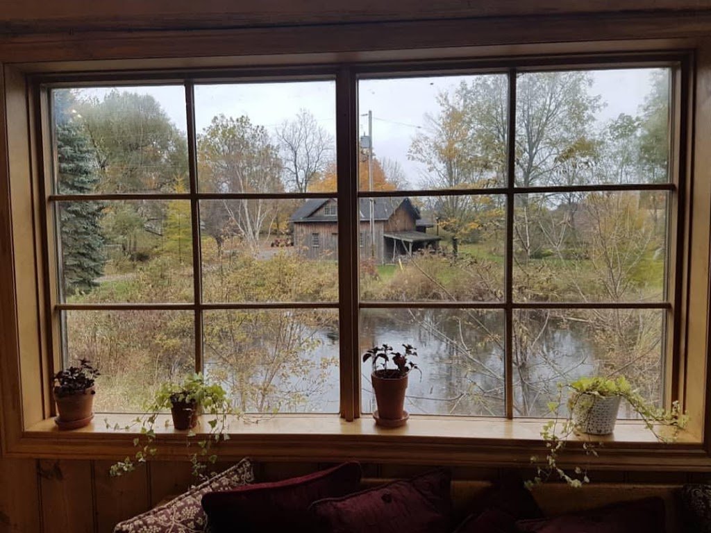 Grange of Prince Edward Vineyards and Estate Winery | 990 Closson Rd, Hillier, ON K0K 2J0, Canada | Phone: (613) 399-1048