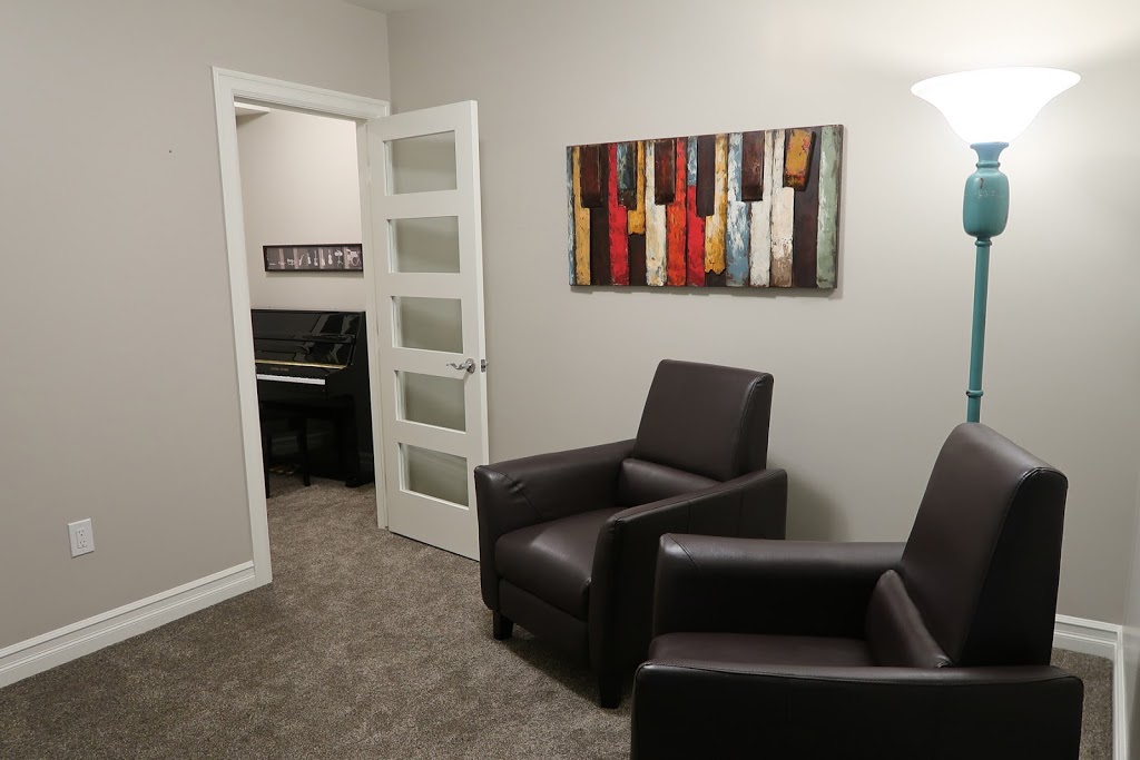 Renées Music Studio | 421 E Puce Rd, Belle River, ON N0R 1A0, Canada | Phone: (519) 727-0555