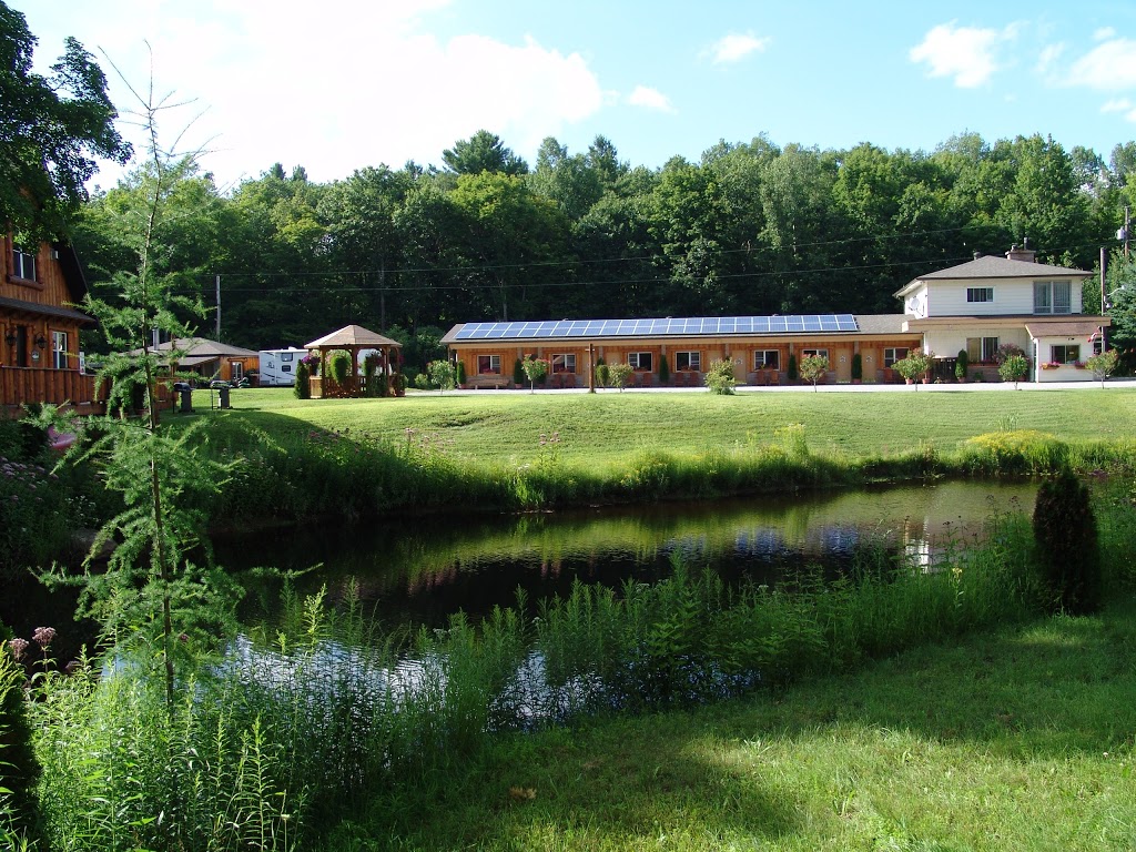 The Highlands Motel and Lodge | 15102 ON-35, Minden, ON K0M 2K0, Canada | Phone: (705) 489-3111
