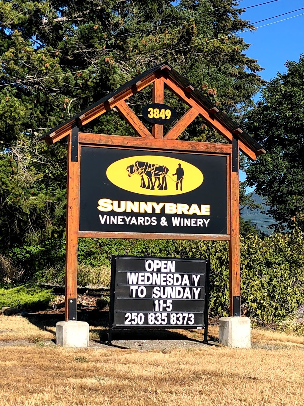Sunnybrae Vineyards & Winery | 3849 Sunnybrae-Canoe Point Rd, Tappen, BC V0E 2X1, Canada | Phone: (250) 835-8373