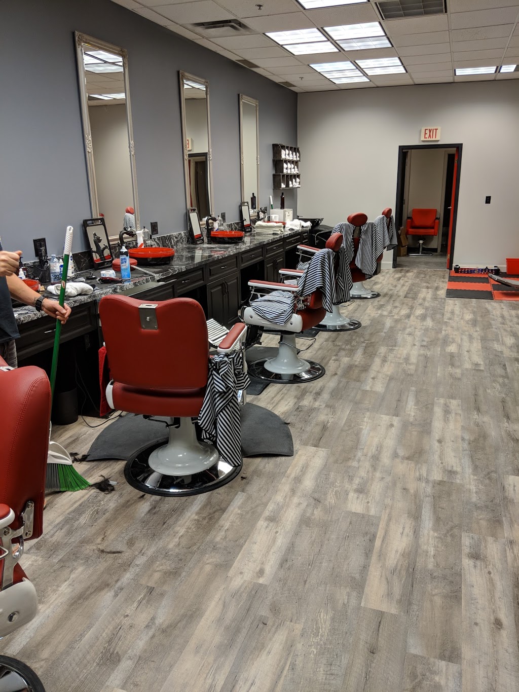 Six Thirty Barbers | hair care | 617 Victoria St W, Whitby, ON L1N 0E4, Canada | 9054936630 OR +1 905-493-6630