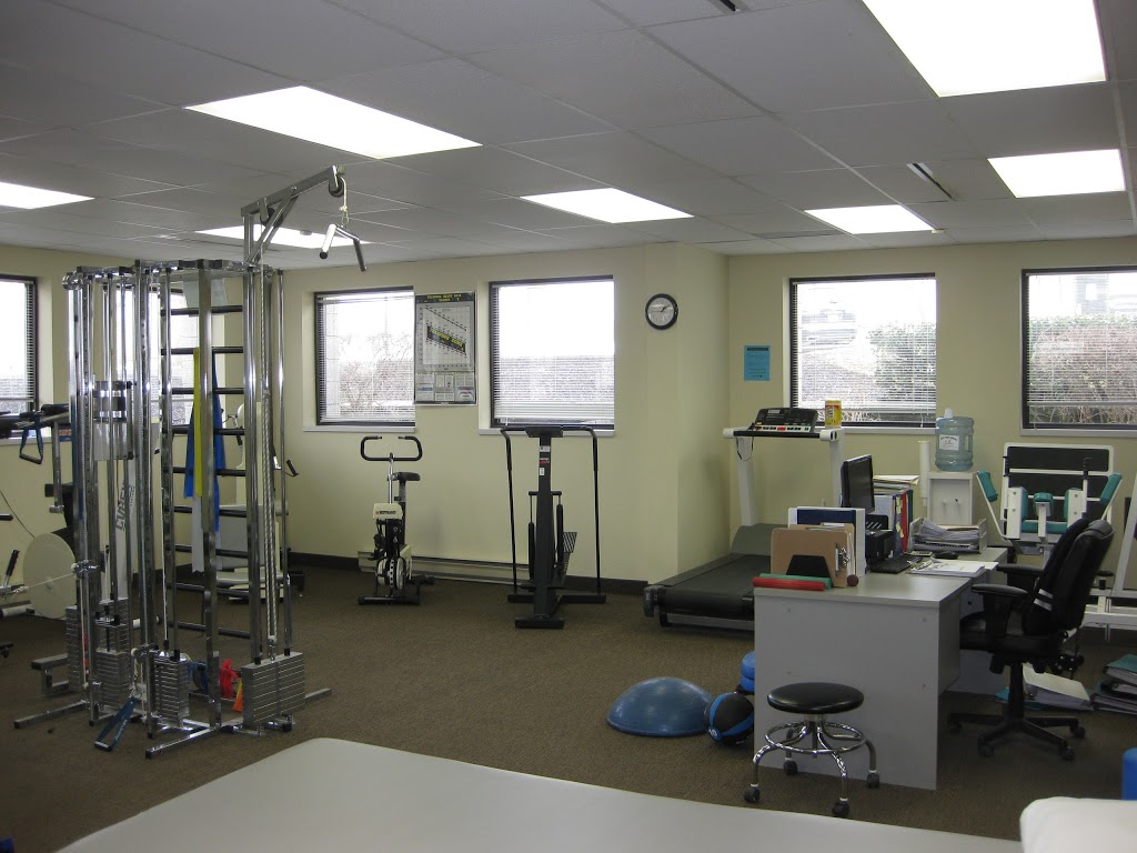 Lifemark Physiotherapy Pelham & Glendale | 245 Pelham Rd, St. Catharines, ON L2S 1X8, Canada | Phone: (905) 685-5959