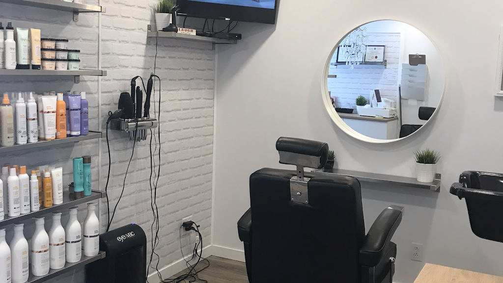 Roxy Rollers Salon | 155 13 St, Morden, MB R6M 1E9, Canada | Phone: (204) 312-8849