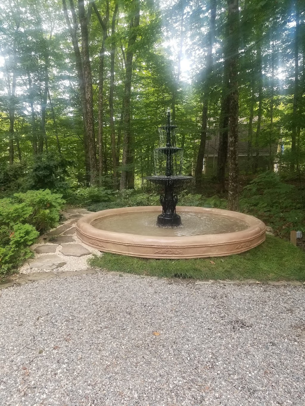 Fontaine montée bel eau | 1135 QC-141, Ayers Cliff, QC J0B 1C0, Canada | Phone: (819) 679-0959