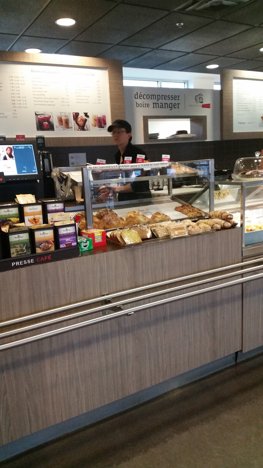 Presse Café | 1500 Rue des Vétérinaires, Saint-Hyacinthe, QC J2S 7C6, Canada | Phone: (450) 773-8521