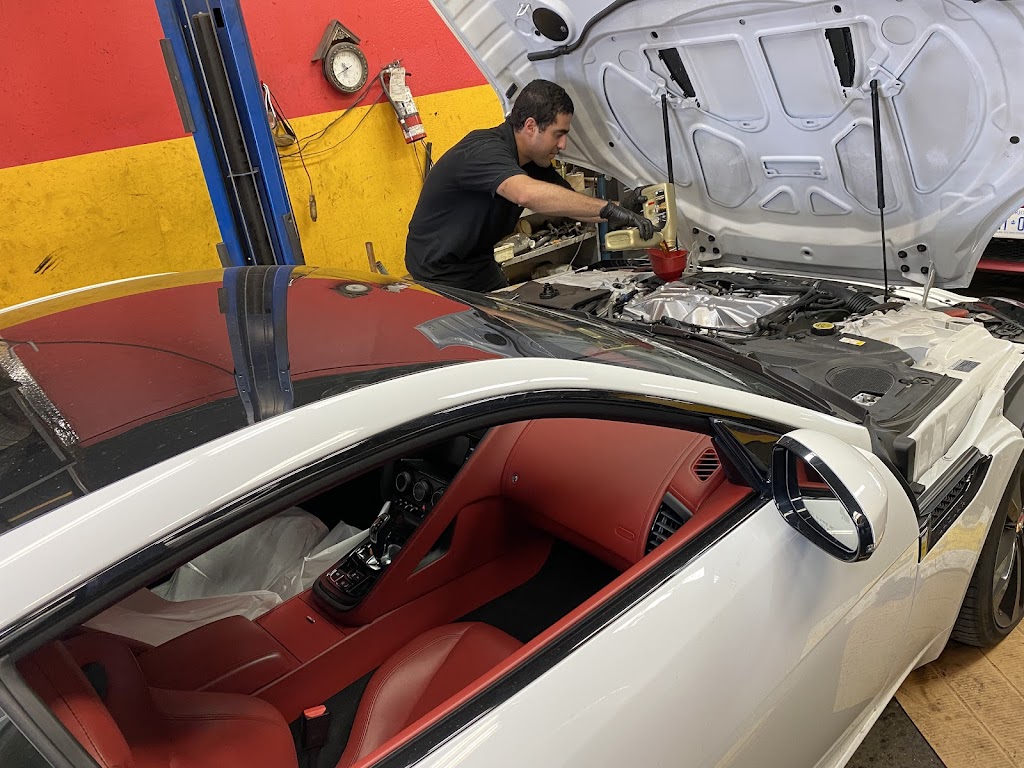 Ario Auto | 4254 Chesswood Dr, Toronto, ON M3J 2B9, Canada | Phone: (416) 300-0410