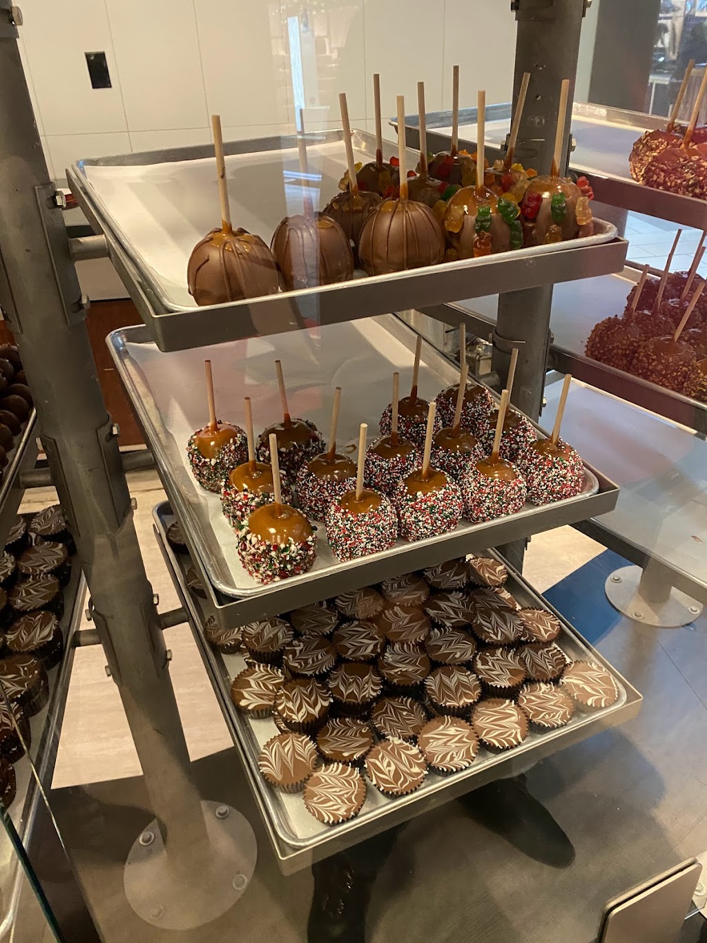 Rocky Mtn Chocolate | 6631 North Island Highway, Nanaimo, BC V9T 4T7, Canada | Phone: (250) 390-9600