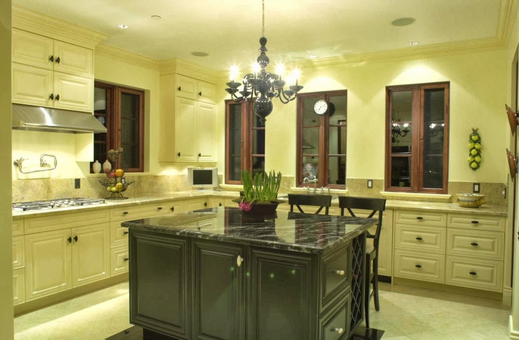 Oscar Granns Furniture | 237 E 1 St, North Vancouver, BC V7L 1B4, Canada | Phone: (604) 987-9833