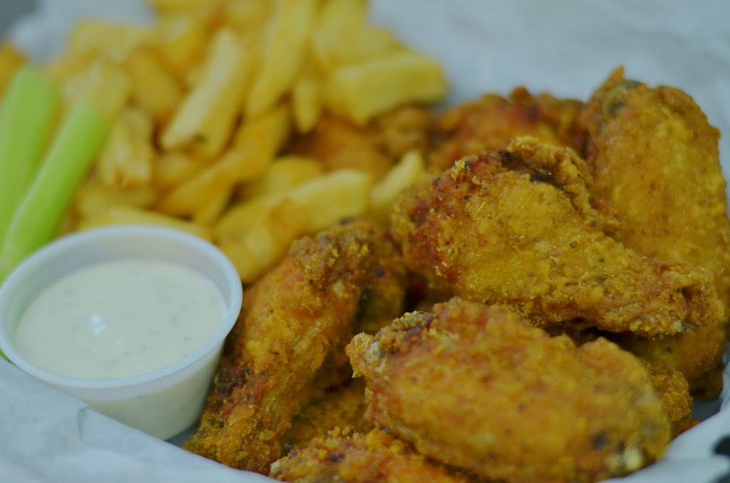 Lock42 Grill | 2605 Bonsor Rd, Washago, ON L0K 2B0, Canada | Phone: (705) 689-4242