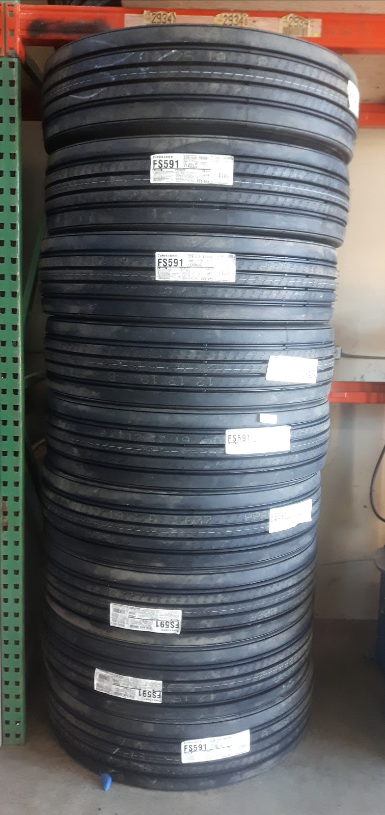 Golden Tire Services | 5758 Dixie Rd, Mississauga, ON L4W 1E7, Canada | Phone: (647) 675-1335