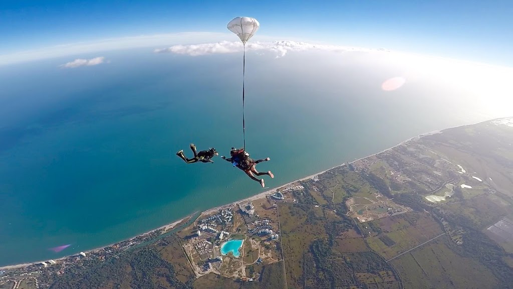 Things To Do Packages | 55 22nd St N, Wasaga Beach, ON L9Z 2V9, Canada | Phone: (416) 828-7000