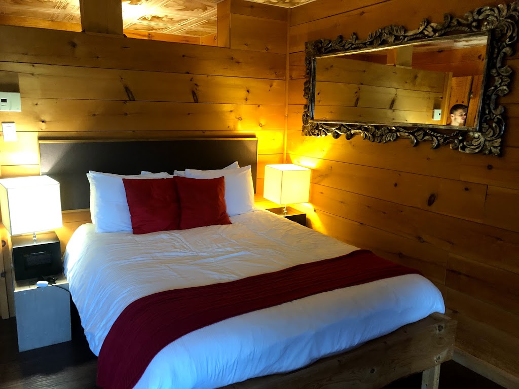 Auberge Couleurs de France | Chemin du Lac Doré Nord, 212 chemin des Jonquilles, Duhamel, QC J0V 1G0, Canada | Phone: (819) 743-5878