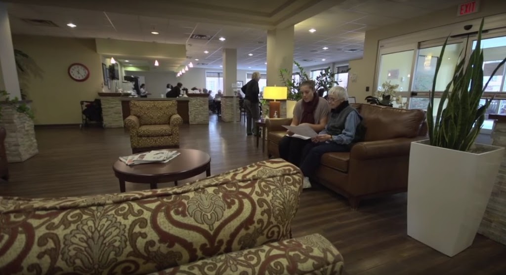 Assisted Living by Garrison Green – United Active Living | 3028 Don Ethell Blvd SW, Calgary, AB T3E 0C9, Canada | Phone: (403) 685-7200