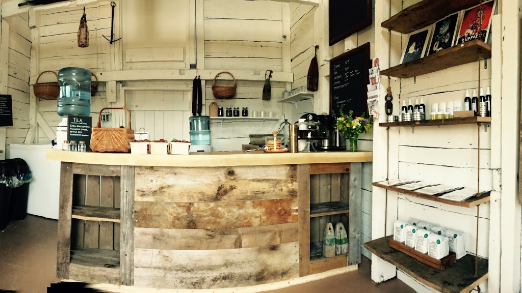 The Point General | 245 The Point, Lunenburg, NS B0J 2C0, Canada | Phone: (902) 880-9663