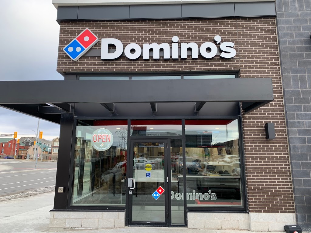 Dominos Creditview | 11240 Creditview Rd A1, Brampton, ON L7A 4X3, Canada | Phone: (365) 333-0303