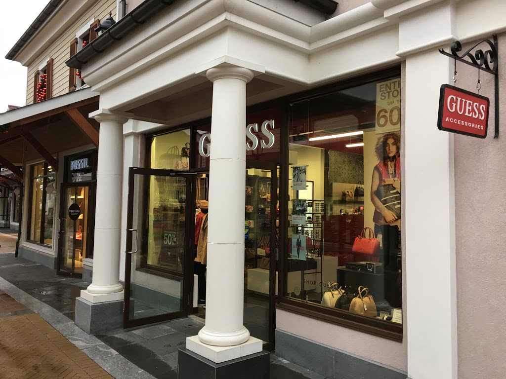 GUESS Factory | 7899 Templeton Station Rd Space 3 / 4, Richmond, BC V7B 0B7, Canada | Phone: (604) 273-0156