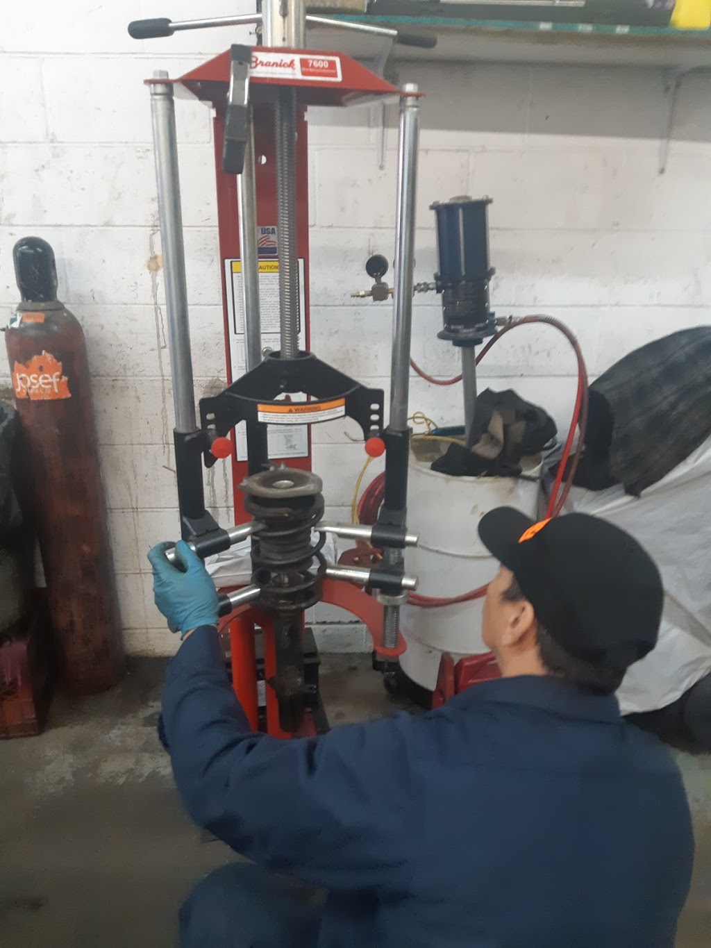4KM Auto Services | Haines Rd, Mississauga, ON L4Y 1Y6, Canada | Phone: (905) 277-2886