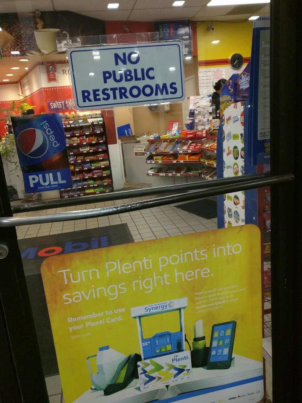 Mobil | 214 Porter Ave, Buffalo, NY 14221, USA | Phone: (716) 881-5299