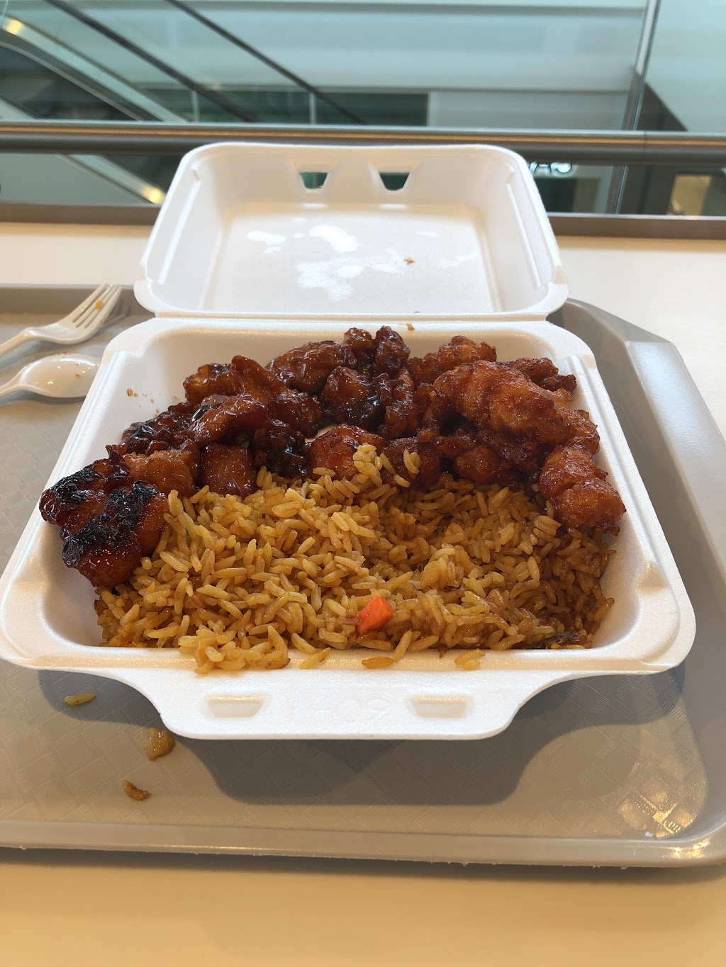 Shanghai 360 | 5100 Erin Mills Pkwy, Mississauga, ON L5M 4Z5, Canada