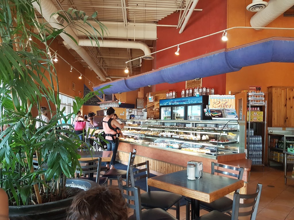 Caldense Bakery | 2406 Eglinton Ave W, York, ON M6M 1S6, Canada | Phone: (416) 657-1999