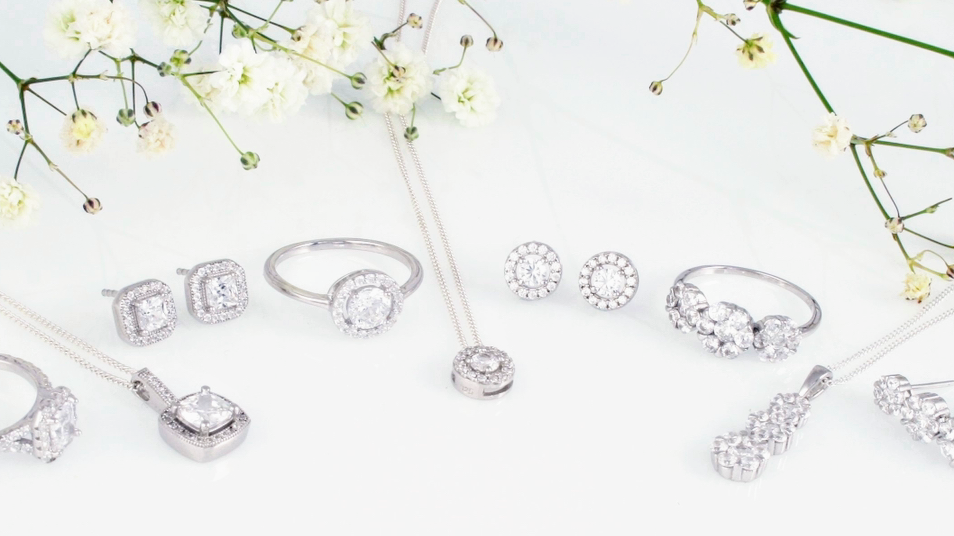 Larina Jewellery | 106 Collville Pl, Milton, ON L9E 1H4, Canada | Phone: (647) 906-3233