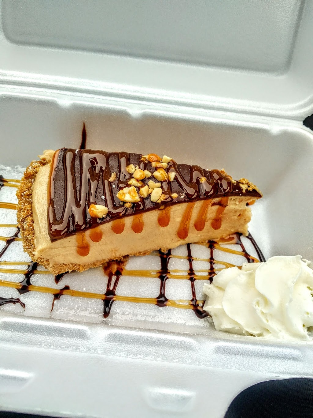Royals Restaurant | 6152 Perth St, Richmond, ON K0A 2Z0, Canada | Phone: (613) 838-2222