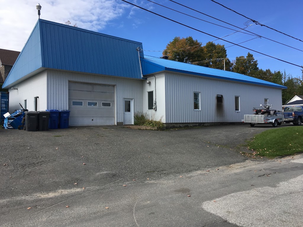 Garage Jean-Marc Ruel | 161 3e Av, Saint-Ferdinand, QC G0N 1N0, Canada | Phone: (418) 428-3795