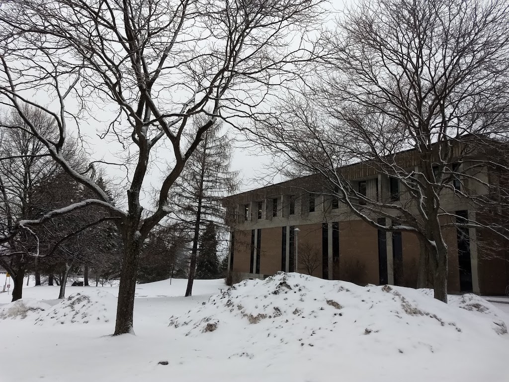Faculté de droit | A9, 2500 Boulevard de lUniversité, Sherbrooke, QC J1K 2R1, Canada | Phone: (819) 821-7500