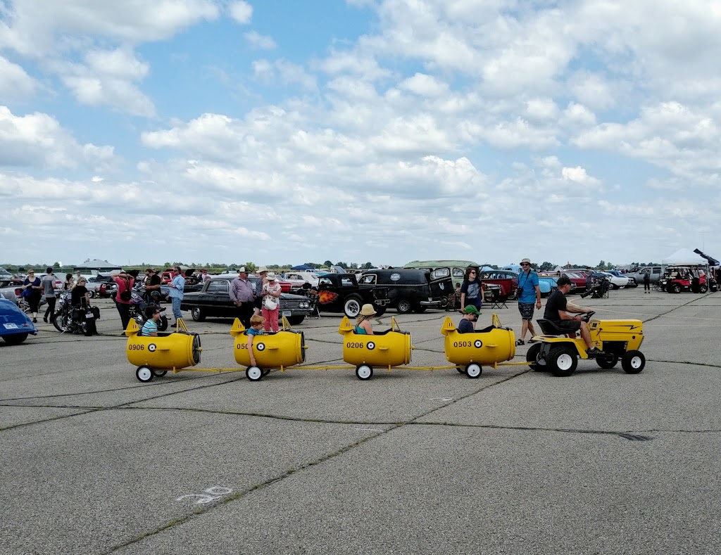 Brantford Flight Centre | 110 Aviation Ave, Brantford, ON N3T 5L7, Canada | Phone: (519) 753-2521