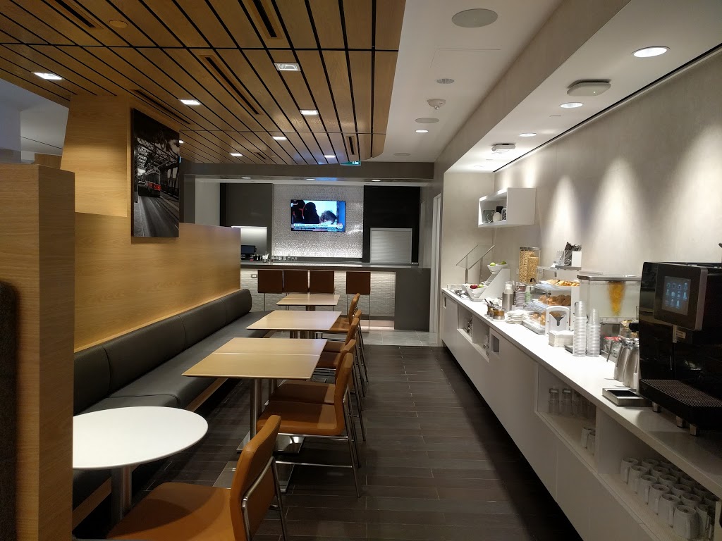 American Airlines Admirals Club | 6301 Silver Dart Dr, Mississauga, ON L5P 1B2, Canada | Phone: (800) 433-7300